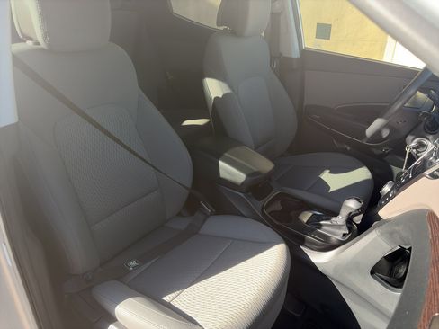 Used 2018 Hyundai Santa Fe Sport AWD/4WD image 23