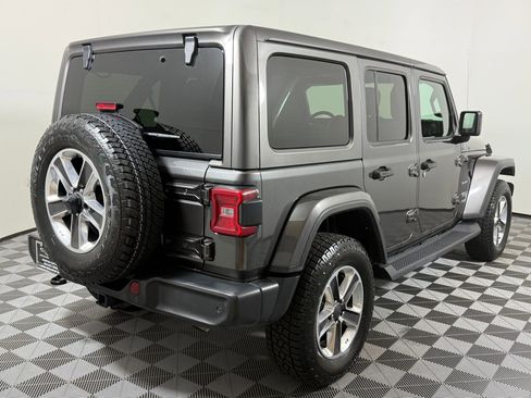 Used 2020 Jeep Wrangler Unlimited Sahara AWD/4WD image 11