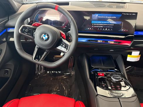 New 2027 BMW M5 w/ Executive Package AWD/4WD image 20
