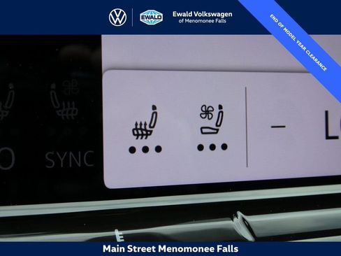 Certified 2025 Volkswagen Atlas SEL image 18