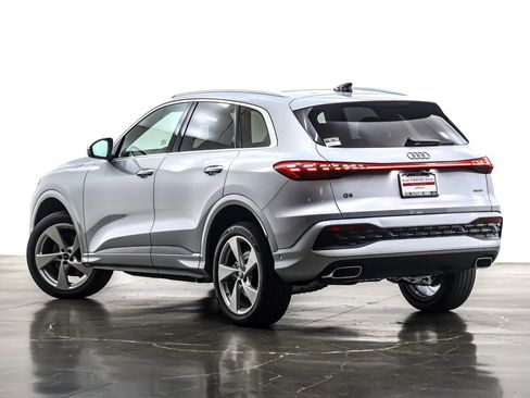 New 2025 Audi Q5 Premium Plus image 12