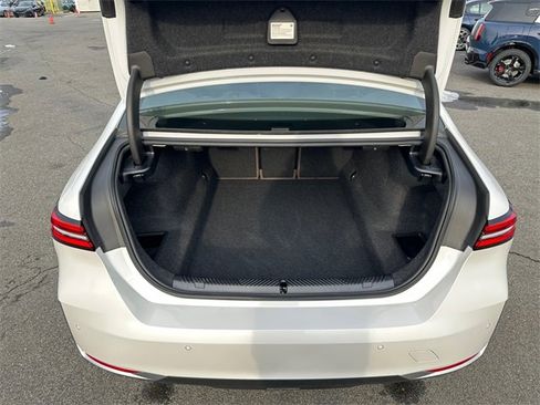 Certified 2025 BMW 530i xDrive w/ Premium Package image 33