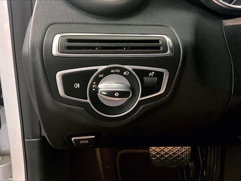 Used 2020 Mercedes-Benz C 300 4MATIC Sedan image 30