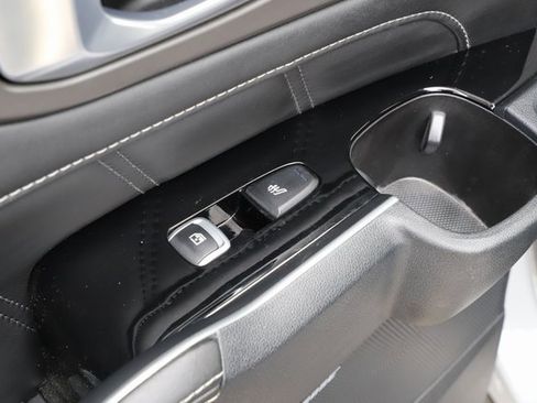 Used 2023 Kia Sorento SX image 21