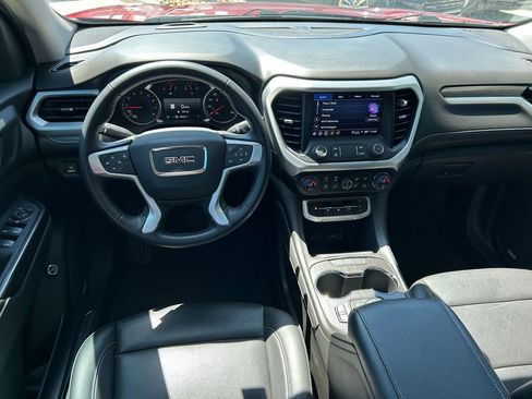 Used 2023 GMC Acadia SLT w/ Elevation Edition FWD image 17