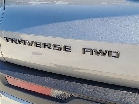 New 2026 Chevrolet Traverse Z71 image 9