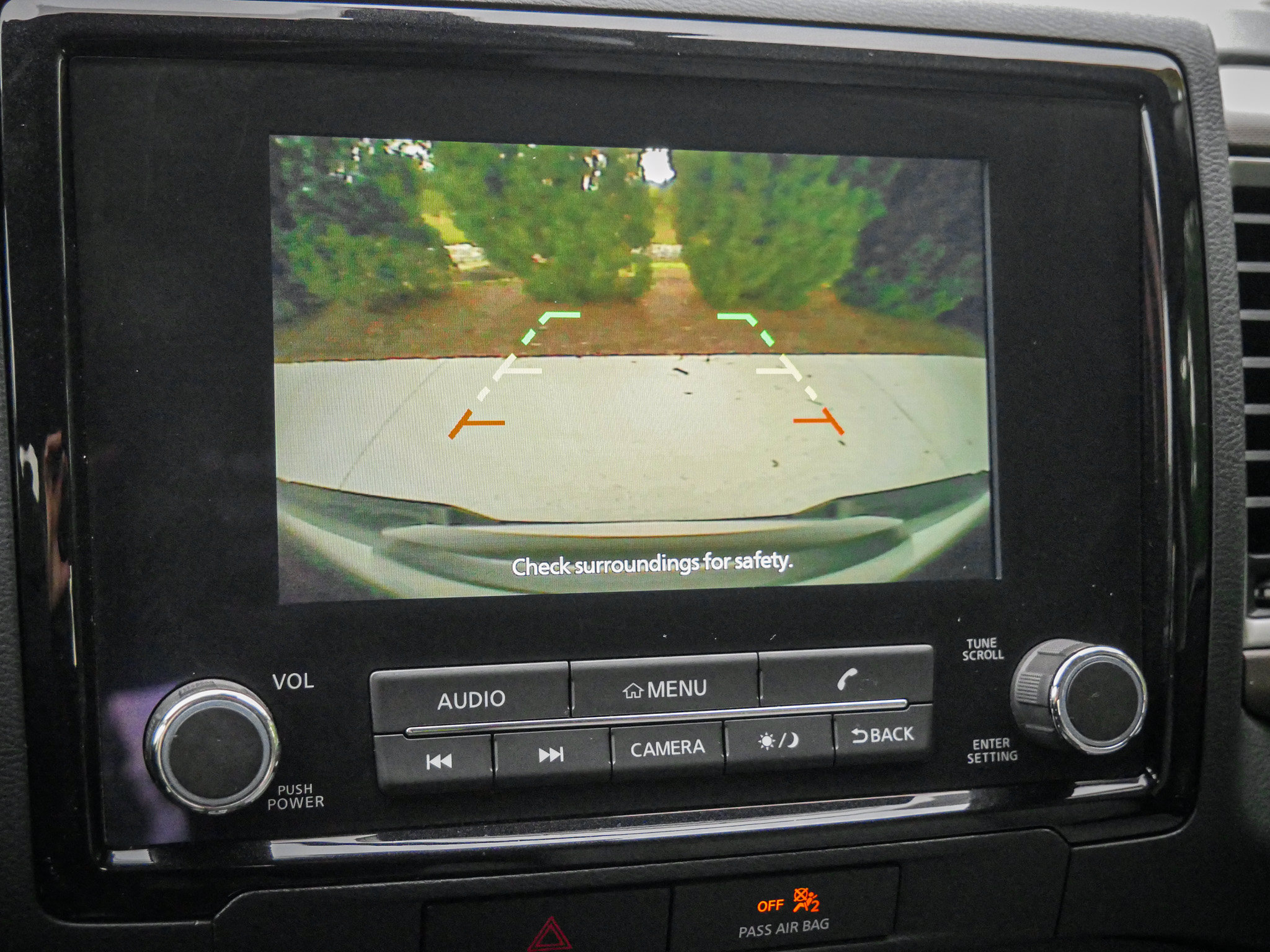Used 2022 Nissan Frontier SV w/ Technology Package RWD image 24