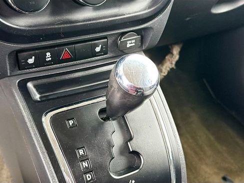 Used 2016 Jeep Patriot Latitude image 14