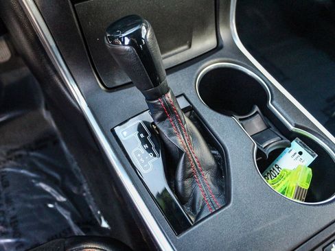 Used 2015 Toyota Camry XSE image 22