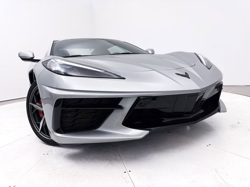 Used 2020 Chevrolet Corvette Stingray w/ 3LT Preferred Equipment Group image 8