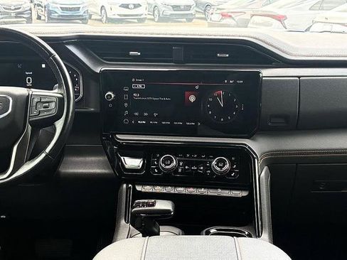 Used 2023 GMC Sierra 1500 AT4 w/ AT4 Premium Package AWD/4WD image 46