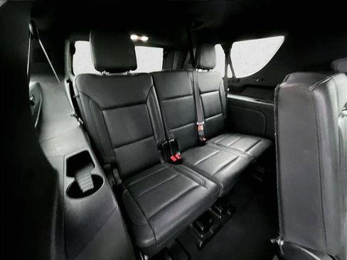 Used 2021 Chevrolet Suburban LT image 29