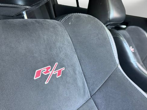Used 2016 Dodge Charger R/T RWD image 21