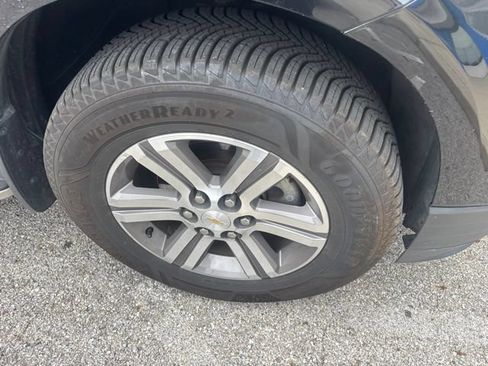 Used 2017 Chevrolet Traverse LT FWD image 20