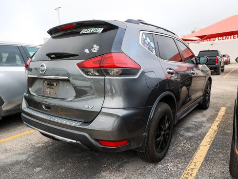 Used 2017 Nissan Rogue SV w/ Midnight Edition FWD image 8