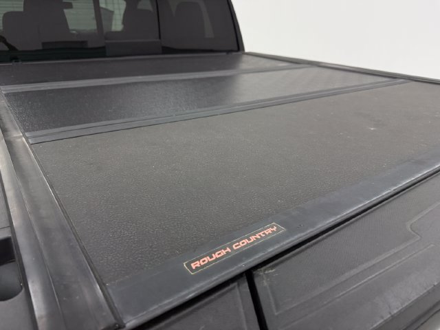 Used 2021 GMC Sierra 1500 SLT AWD/4WD image 16