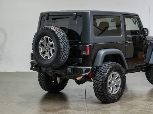 Used 2015 Jeep Wrangler Rubicon w/ Power Convenience Group AWD/4WD image 13
