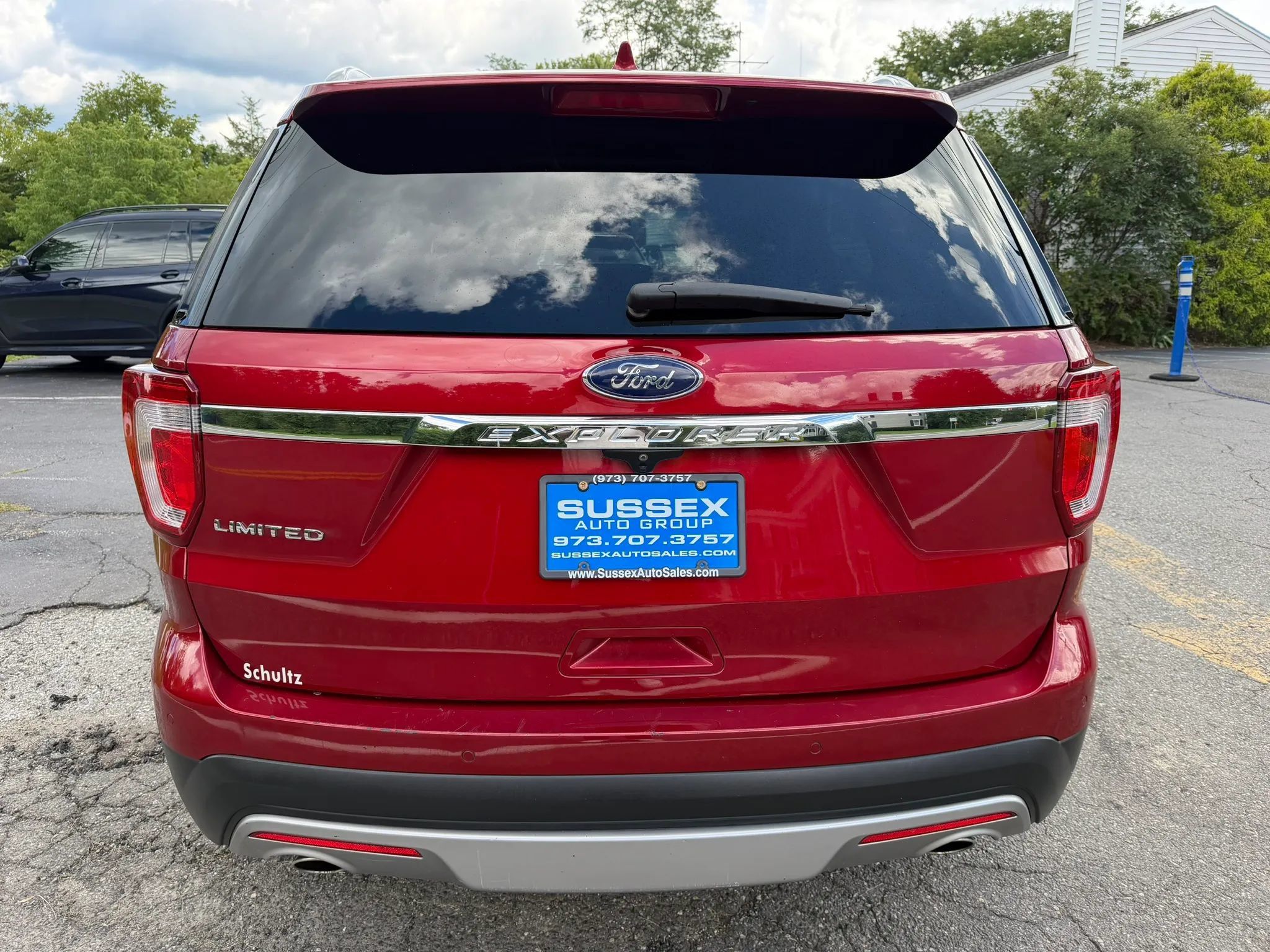 Used 2016 Ford Explorer Limited w/ Equipment Group 301A FWD image 5