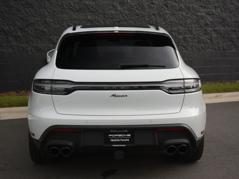 Certified 2026 Porsche Macan AWD/4WD image 6