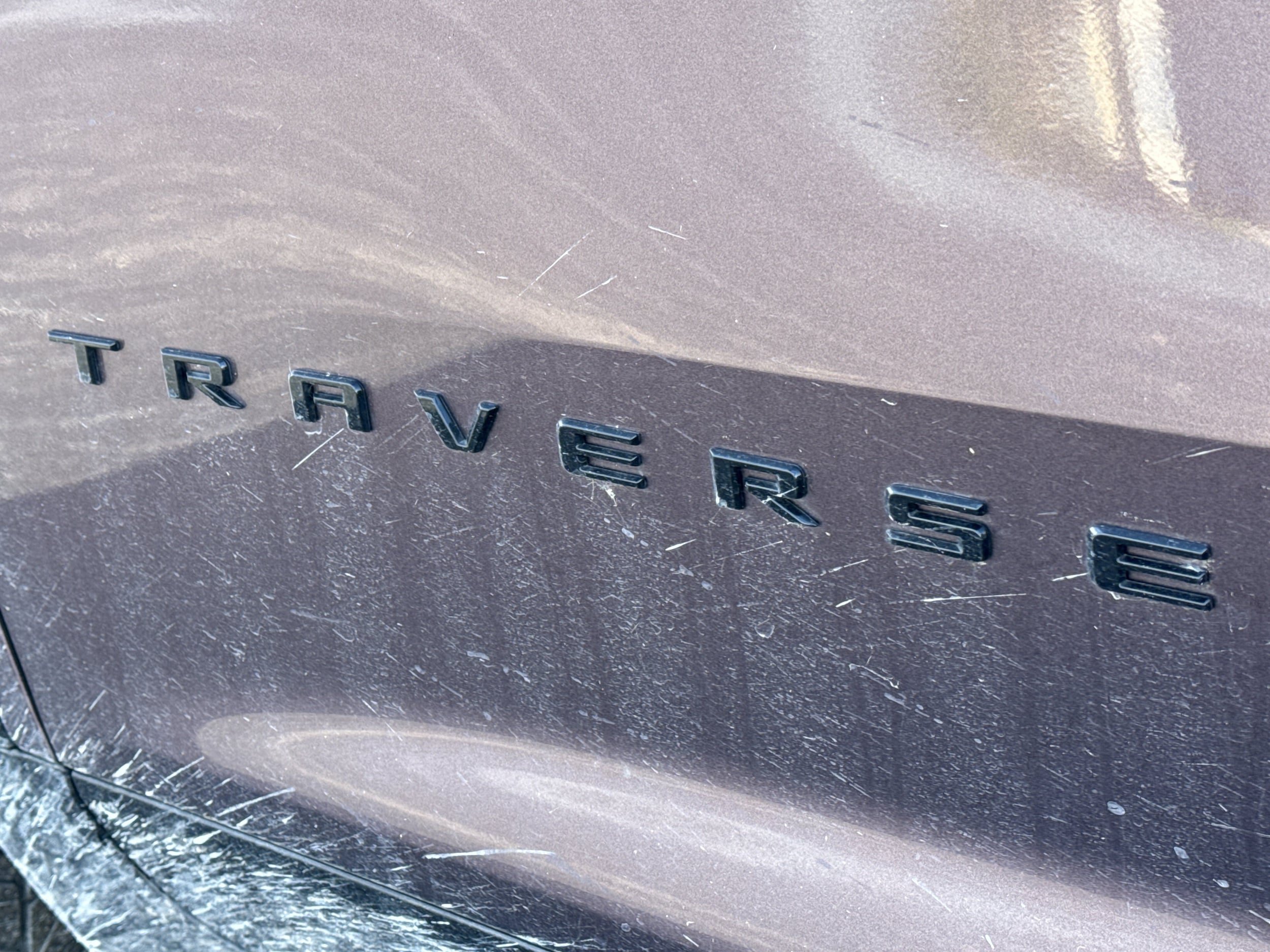 Used 2024 Chevrolet Traverse RS FWD image 17