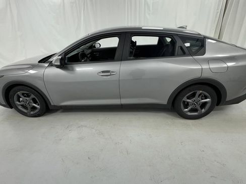 Used 2025 Kia K4 FWD image 6