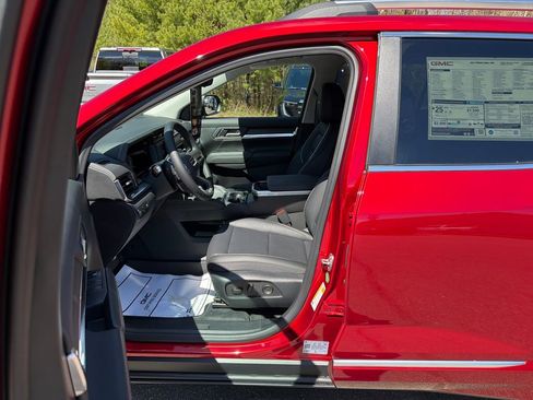 New 2026 GMC Terrain Denali w/ LPO, Floor Liner Package AWD/4WD image 10