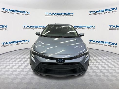Used 2024 Toyota Corolla LE FWD image 8