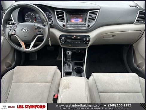 Used 2017 Hyundai Tucson SE image 14