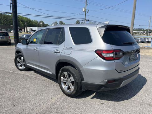 Certified 2023 Honda Pilot EX-L image 5