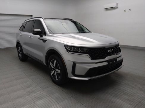 Used 2022 Kia Sorento S w/ Panoramic Sunroof Package image 13