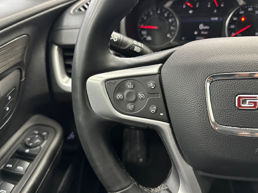 Used 2024 GMC Terrain SLT AWD/4WD image 27