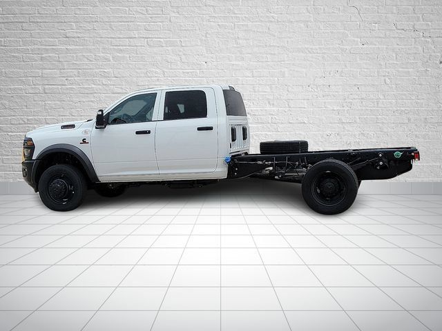 New 2026 RAM 5500 Tradesman AWD/4WD image 2