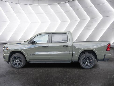 New 2026 RAM 1500 Big Horn AWD/4WD image 6