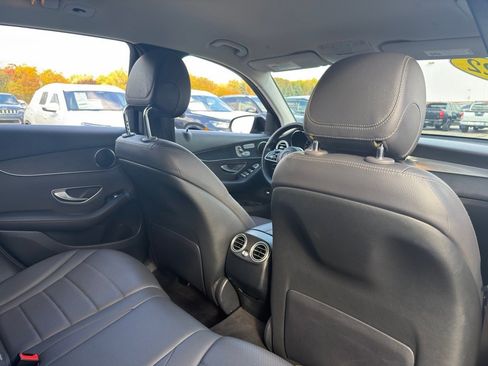 Certified 2022 Mercedes-Benz GLC 300 4MATIC w/ Premium Package Lite image 32