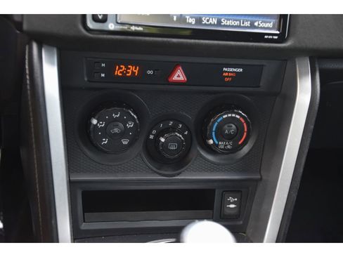 Used 2017 Toyota 86 RWD image 30