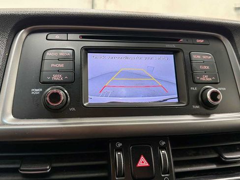 Used 2017 Kia Optima LX FWD image 19