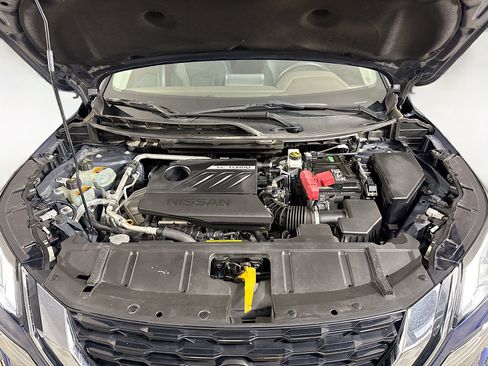 Used 2023 Nissan Rogue SV FWD image 39