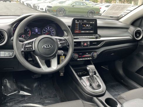 Used 2019 Kia Forte LXS image 6