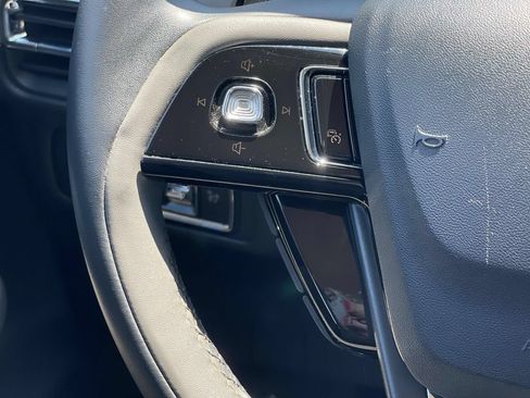 Certified 2023 Lincoln Corsair FWD image 14