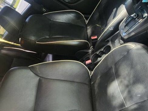 Used 2011 Ford Fiesta SES w/ 301A Rapid Spec Order Code image 5