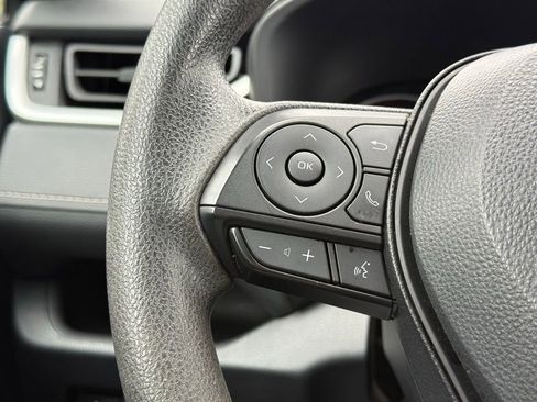 Used 2024 Toyota RAV4 XLE image 17