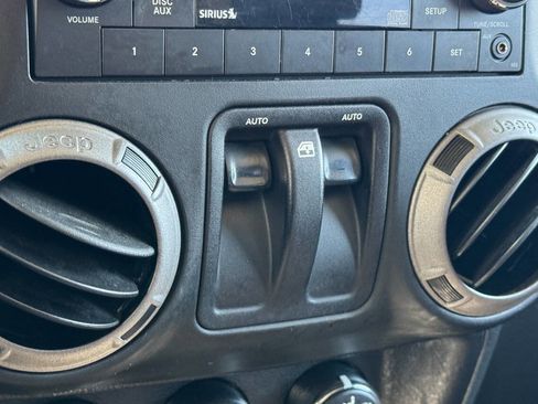 Used 2017 Jeep Wrangler Sport w/ Quick Order Package 24S image 21