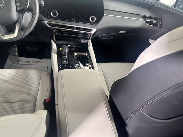 Used 2025 Lexus RX 350h w/ Convenience Package AWD/4WD image 32