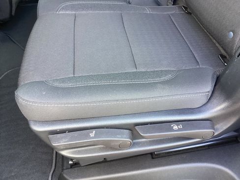 Used 2023 Chevrolet Suburban LS image 14