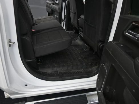 Used 2024 Chevrolet Silverado 2500 LT w/ Convenience Package image 26