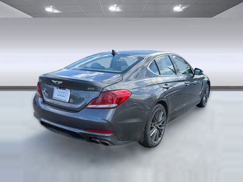 Used 2019 Genesis G70 2.0T Advanced image 9