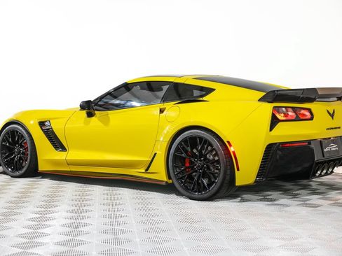 Used 2016 Chevrolet Corvette Z06 w/ 3LZ Preferred Equipment Group RWD image 26