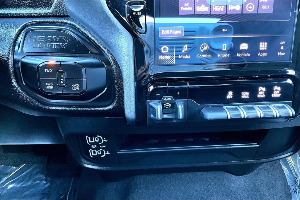 Certified 2026 RAM 2500 Big Horn AWD/4WD image 12