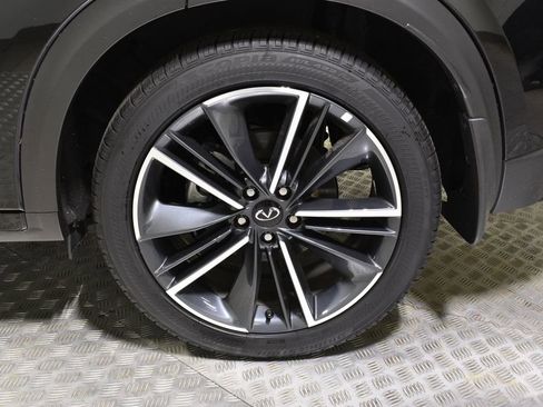 Certified 2025 INFINITI QX55 Essential image 37