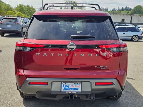 New 2026 Nissan Pathfinder Platinum AWD/4WD image 4